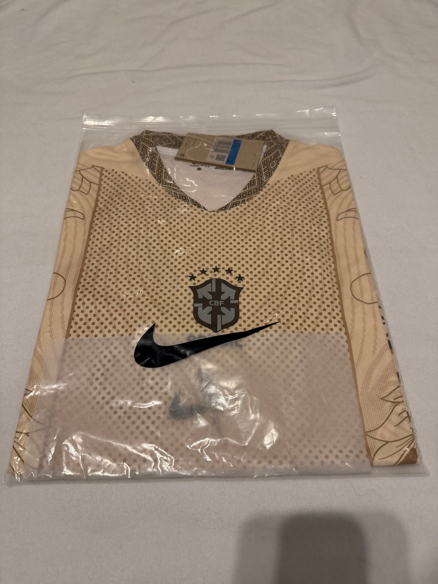 Maillot concept Brésil or